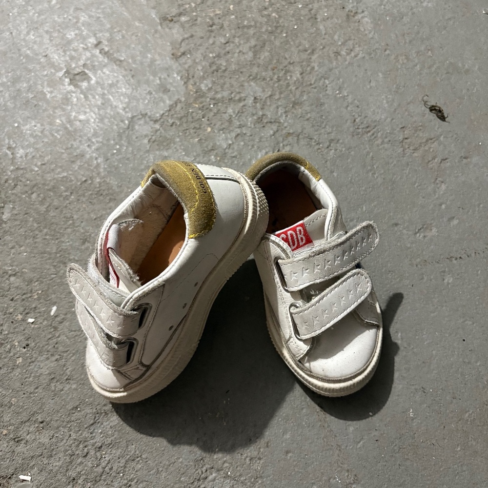 Golden Goose Sneakers